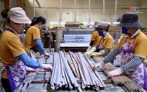 Xuất nhập khẩu cả nước 11 tháng năm 2025 đạt gần 840 tỷ USD