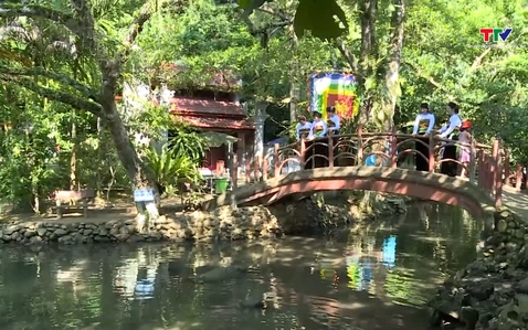 Bảo tồn văn hóa truyền thống gắn với phát triển du lịch