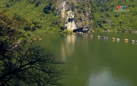 Du lịch giữ nhịp tăng trưởng