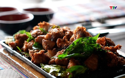 "Phát triển du lịch bằng ẩm thực"