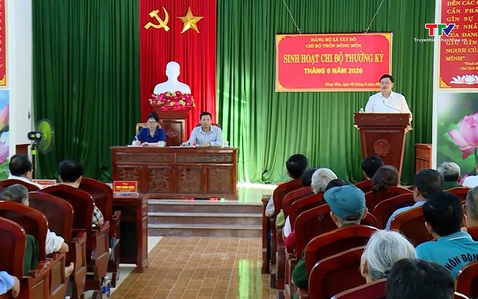 Phó Chủ tịch Thường trực UBND tỉnh Mai Xuân Liêm dự sinh hoạt chi bộ thôn Đông Môn, xã Tây Đô