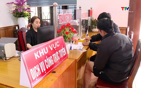 Đồng hành cùng người dân trong giải quyết hồ sơ trực tuyến