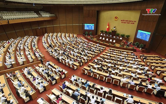 Ngày 26/6, Quốc hội thông qua 2 bộ luật và 4 Nghị quyết