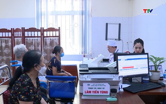 Bảo vệ sức khỏe người bệnh và nhân viên y tế khi thời tiết nắng nóng