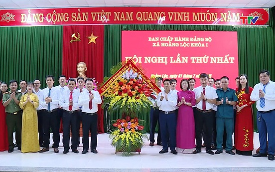 Bí thư Tỉnh ủy Nguyễn Doãn Anh kiểm tra vận hành đơn vị hành chính cấp xã