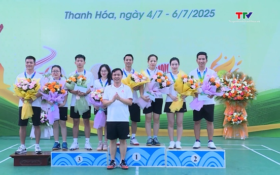 Bế mạc hội thao Ngân hàng chính sách xã hội năm 2025 – khu vực 5
