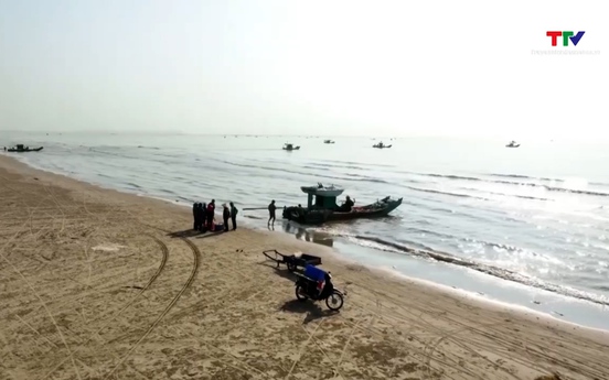 Biển Quảng Thái hoang sơ mà thơ mộng