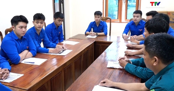 30 thanh niên xã Kim Tân viết đơn tình nguyện nhập ngũ