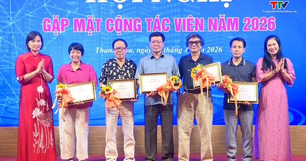 Tạp chí Văn nghệ Xứ Thanh gặp mặt cộng tác viên năm 2026